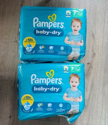 2 paquets pampers baby dry taille 7