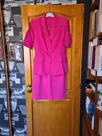 Ensemble veste + jupe taille 44