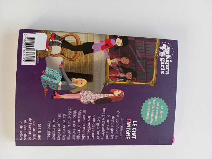 Livre kinra girls le chat fantôme - photo numéro 2