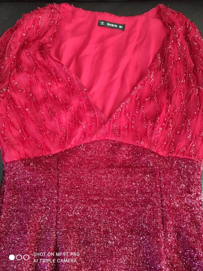 Magnifique Robe rouge sein taille s - photo numéro 2