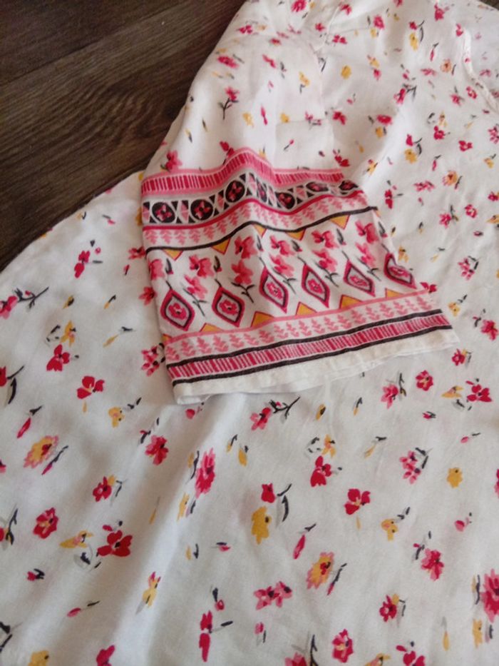 Blouse fleurie - photo numéro 2