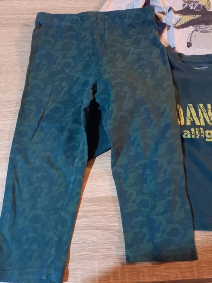 Lot de 2 pyjamas Verbaudet - photo numéro 2