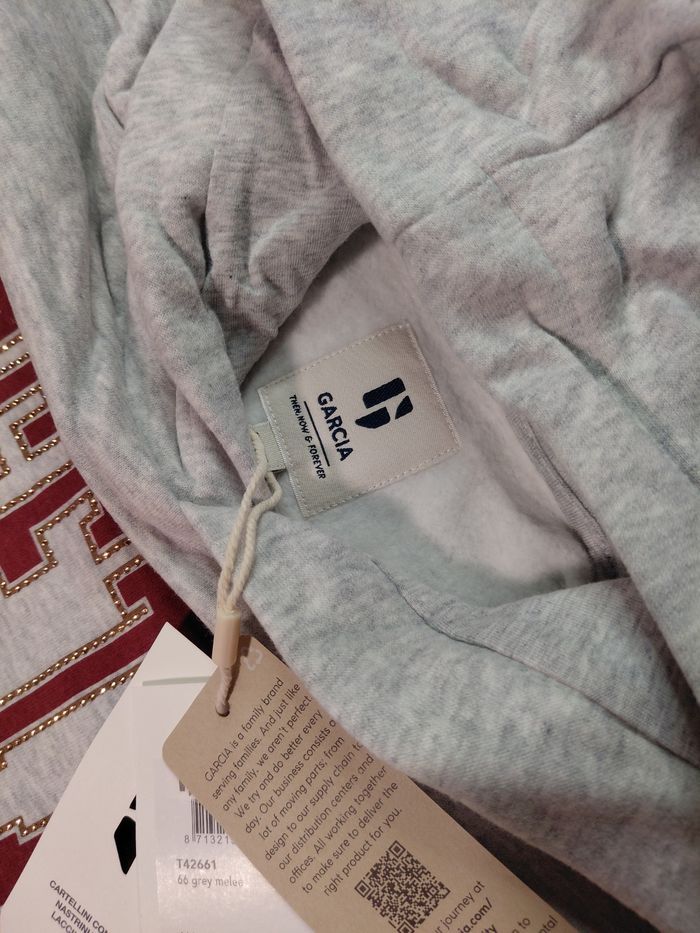 Magnifique sweat à capuche Garcia 🖤 - photo numéro 8