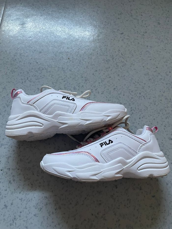 basket Fila fille pointure 34 - photo numéro 5