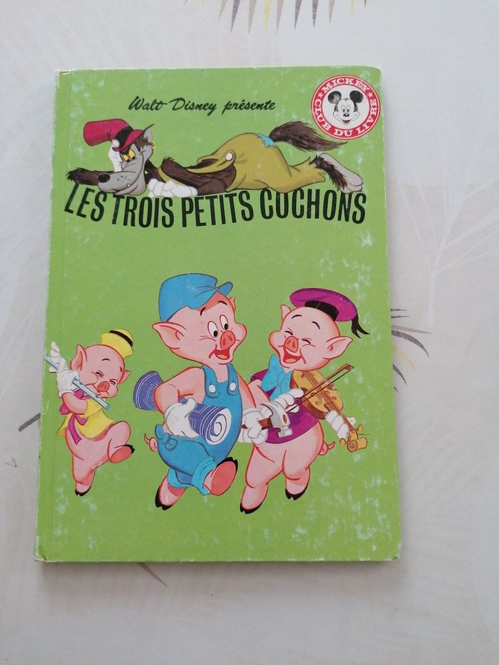 Les trois petits cochons
