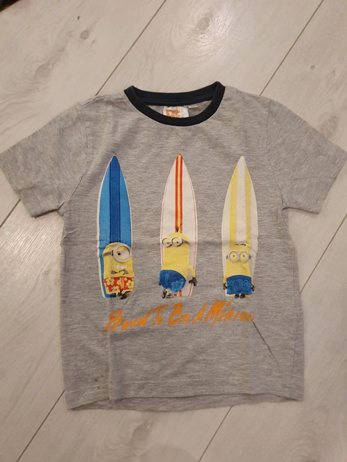 Tshirt 5 ans "Minions"