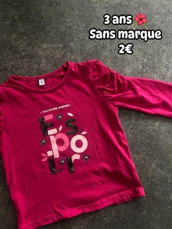 T-shirt 🌺 3 ans 🌺 Sans marque