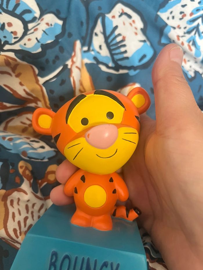 Figurine Disney tigrou bouncy - photo numéro 3