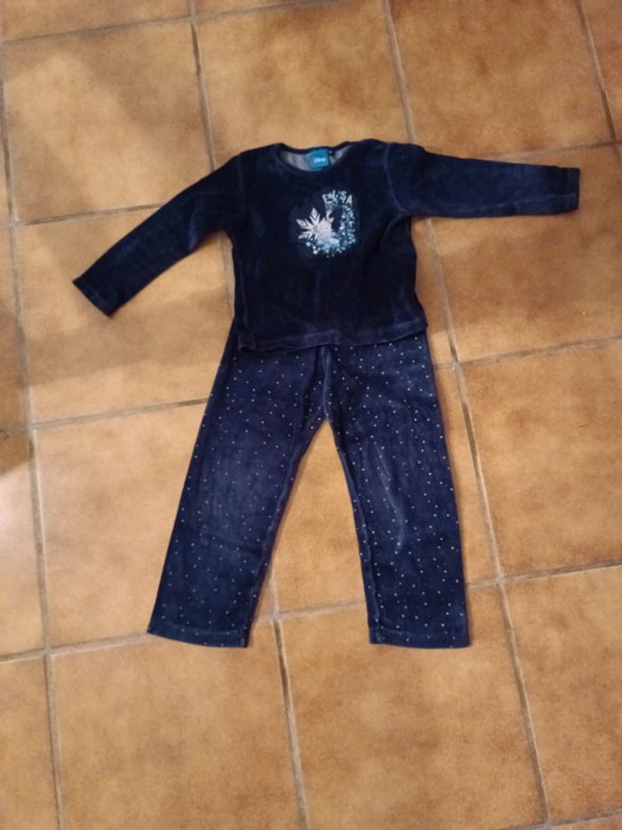 Pyjama reine des neiges