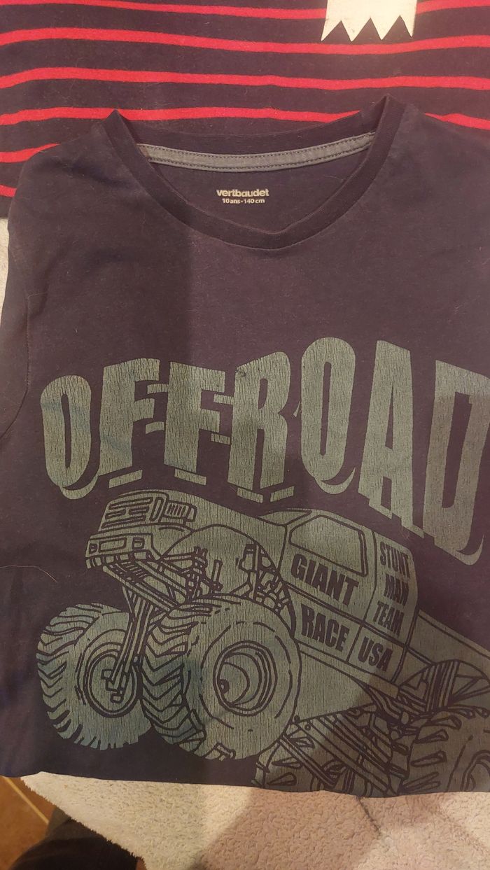 Lot 3 ti shirts manches longues 10 ans - photo numéro 2