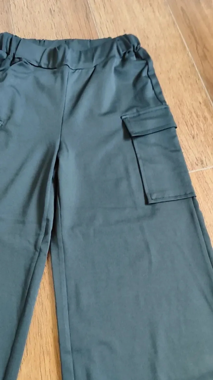 Pantalon neuf - photo numéro 3
