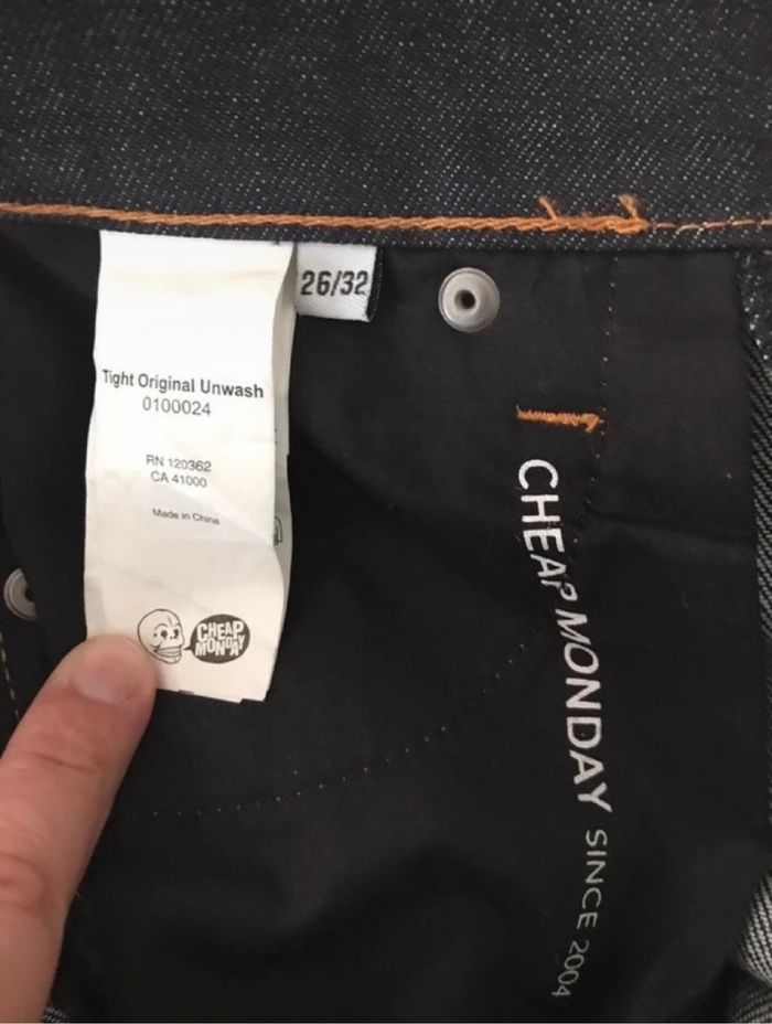 Jeans Cheap Monday Tight. Unisex. Slip Fit. taille W26 L32. - photo numéro 6