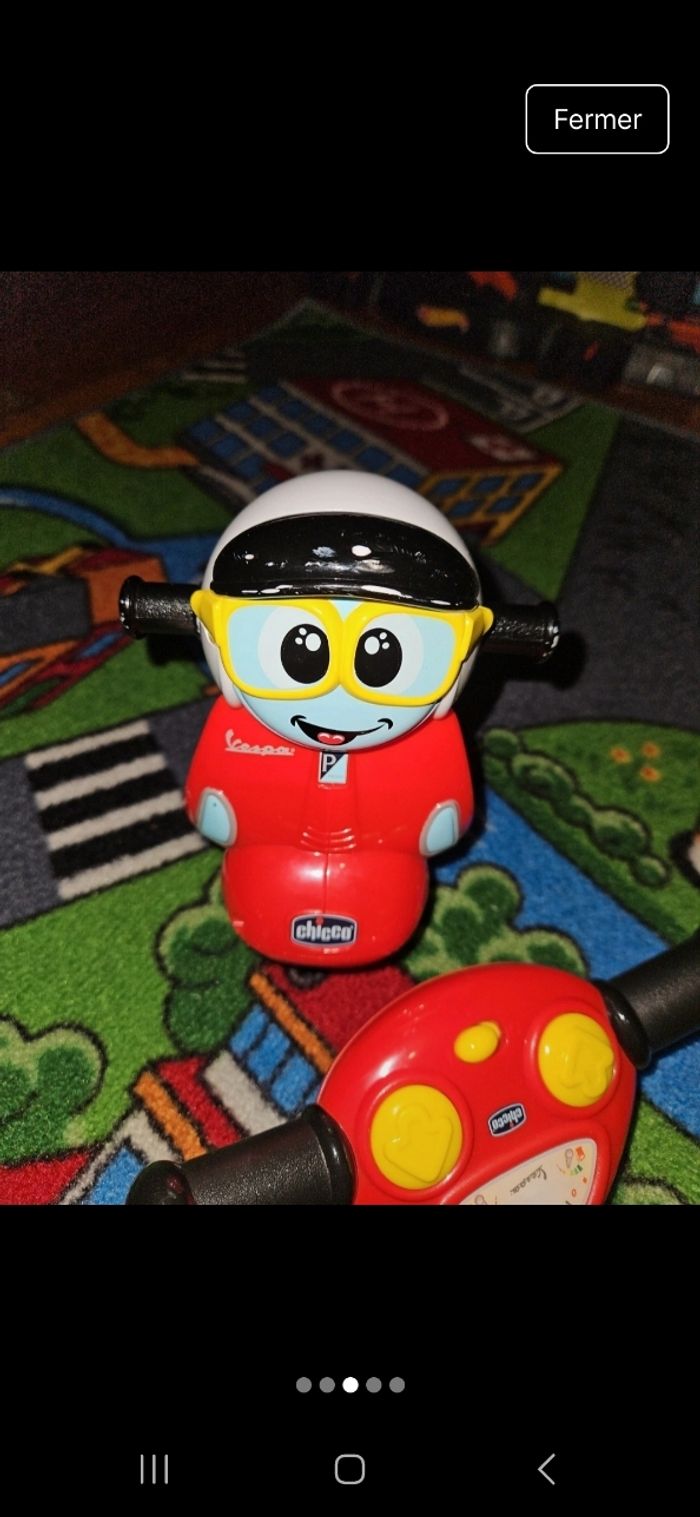 Scooter télécommandé - photo numéro 3