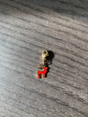 Charms doré