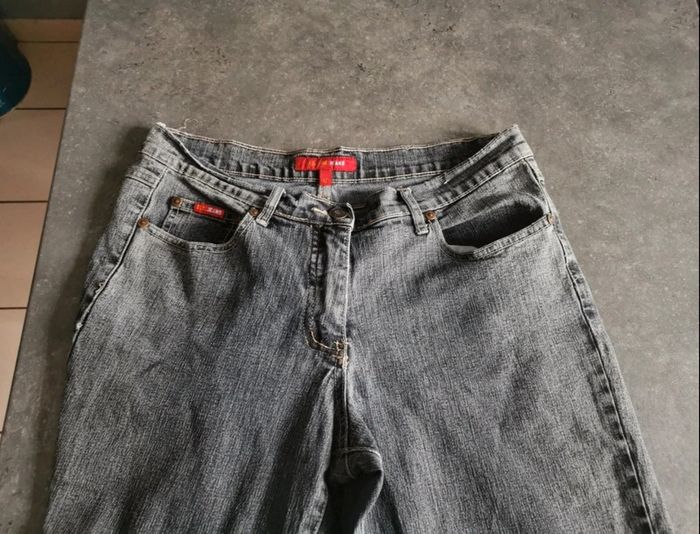 Jean femme taille 40 - photo numéro 2