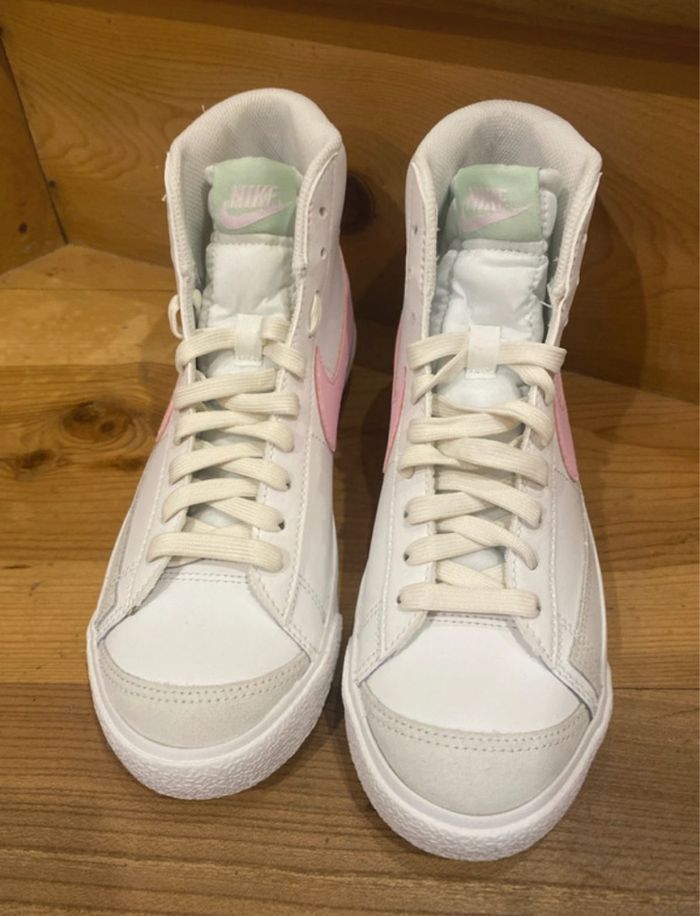 Basket Nike 38,5 - photo numéro 5
