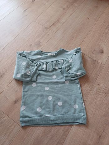 Sweat à pois et à volant 24m