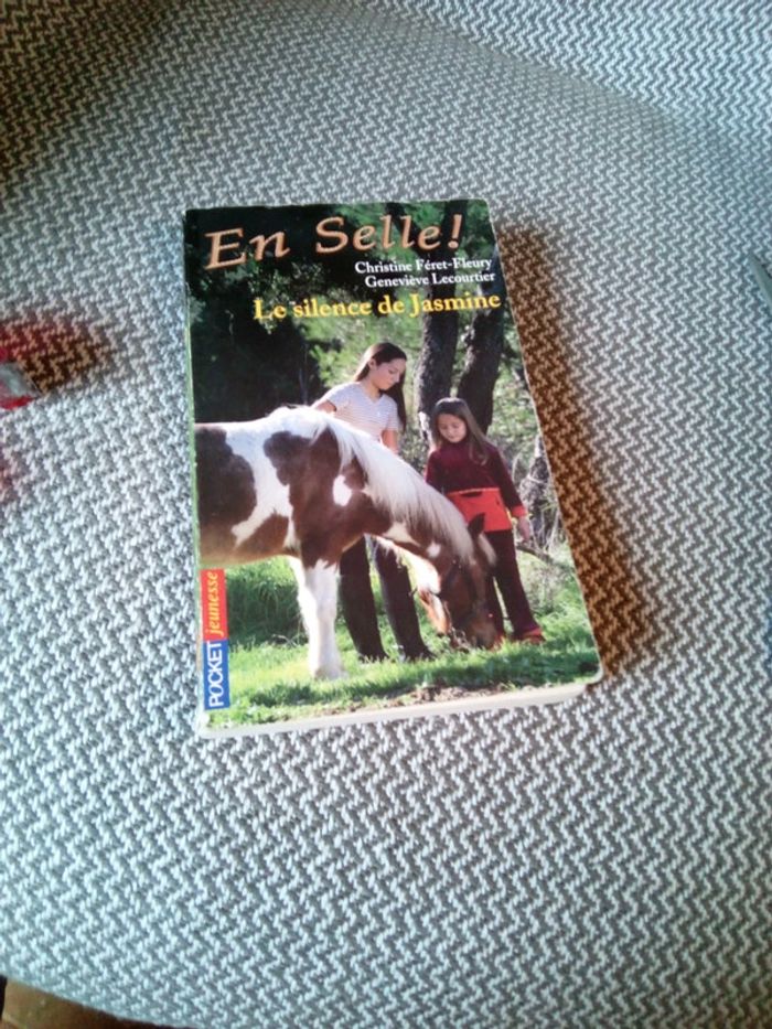 Le Silence de Jasmine/ En selle ! T.10 - Pocket Jeunesse - photo numéro 5