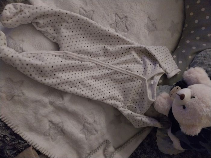 Lot pyjamas velours - photo numéro 3