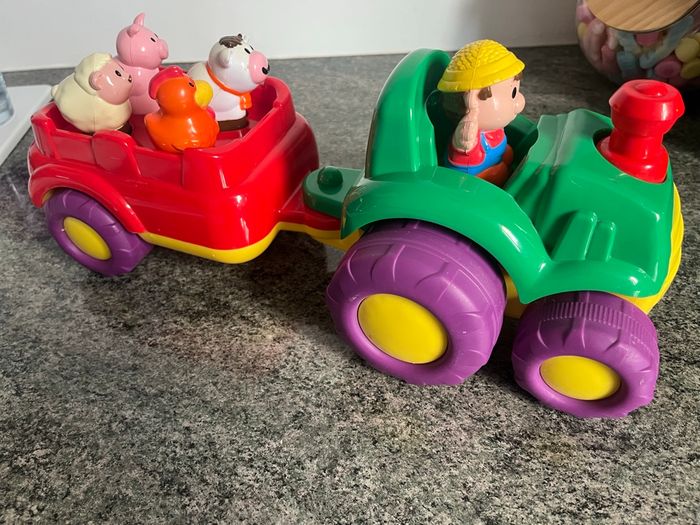 Tracteur musical avec animaux - photo numéro 3