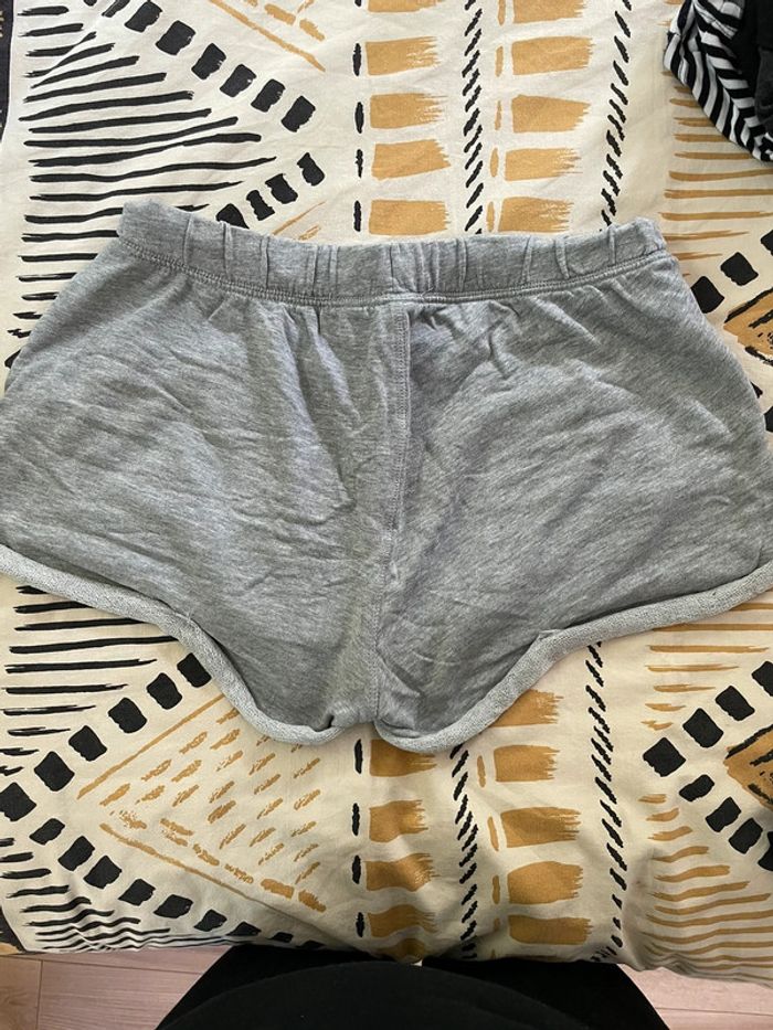 Short taille S - photo numéro 2