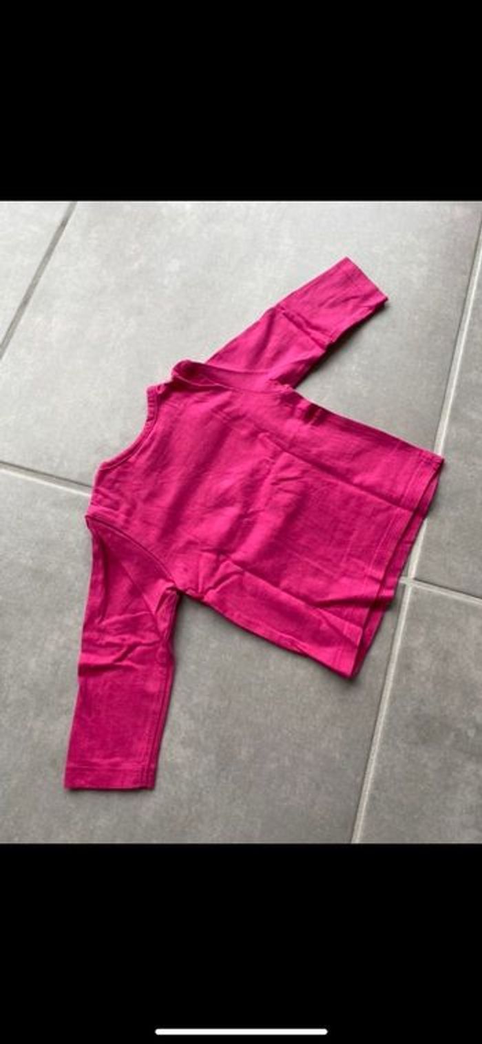 Tee shirt manches longues Hello Kitty Taille 6 mois - photo numéro 10