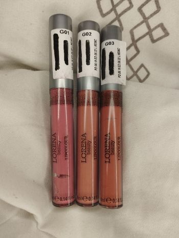 Lot de trois rouges a lèvres