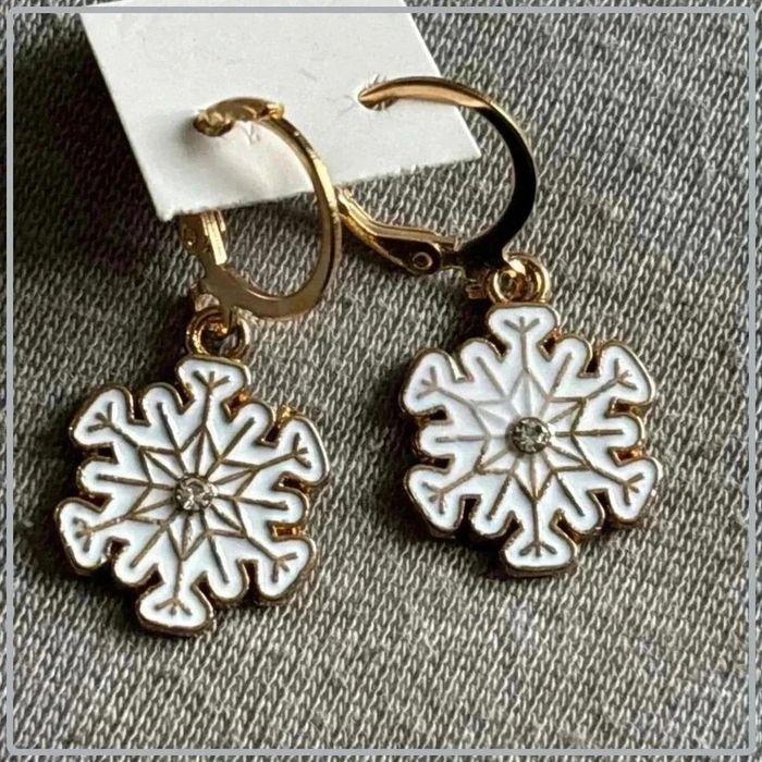 Boucle  d'oreille flocon - photo numéro 3