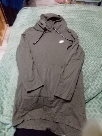 Sweat long a capuche vert