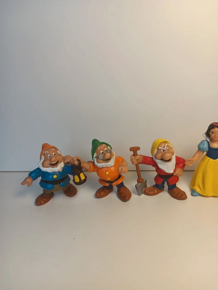Lot figurines vintage Walt Disney production bully 1982 blanche neige et les sept nains - photo numéro 2