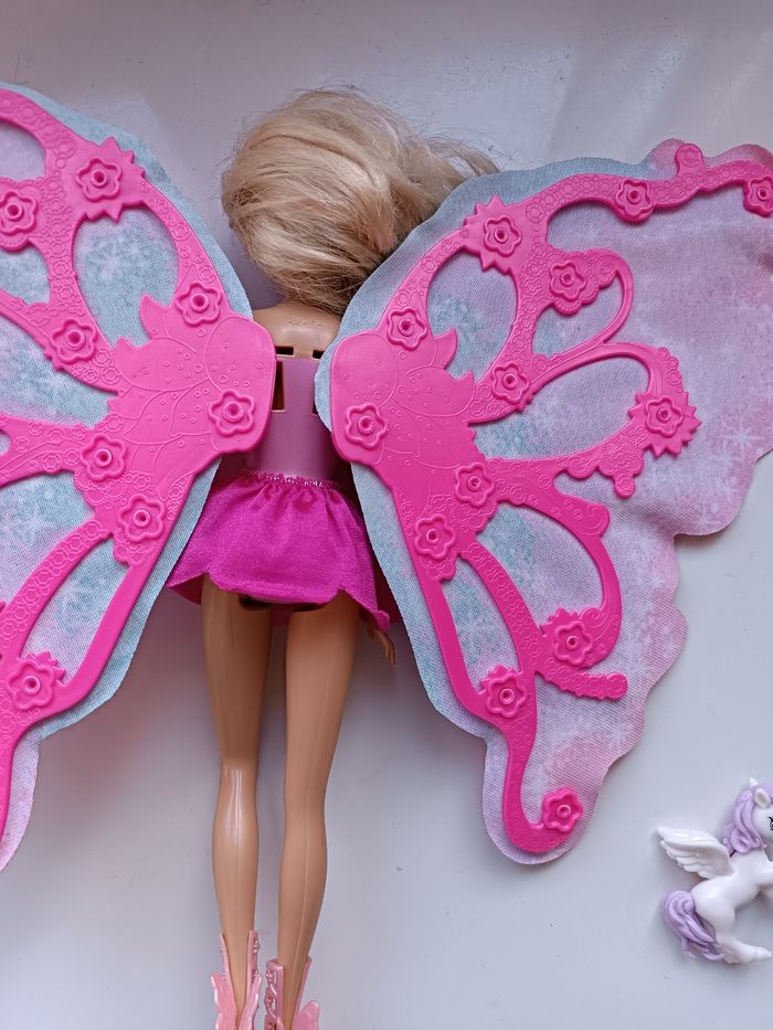 Barbie papillon - photo numéro 4