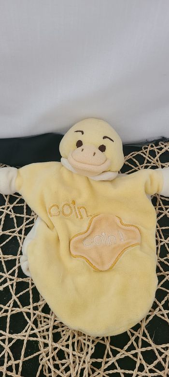 Doudou plat marionnette canard jaune Coin Coin EVEIL ET TENDRESSE