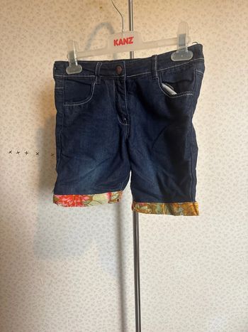 Short tendance taille 10ans marque orchestra