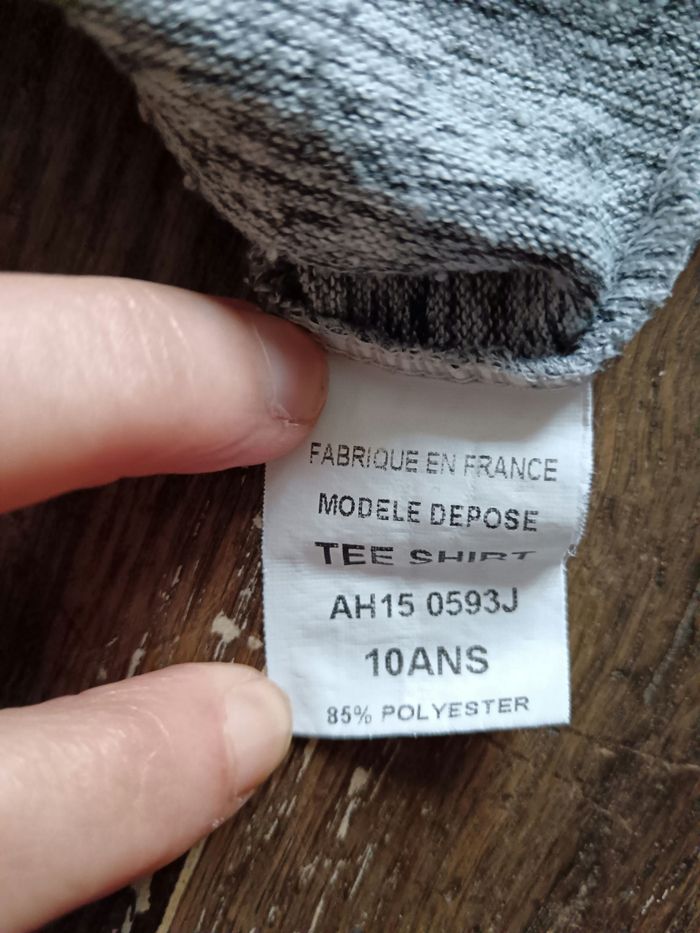 Tee-shirt gris fashion style 10 ans - photo numéro 4