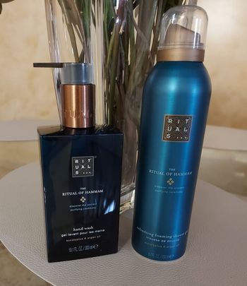 Mousse nettoyante rituals