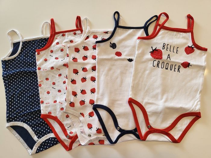 Lot de 5 bodies à bretelles 18 mois Orchestra