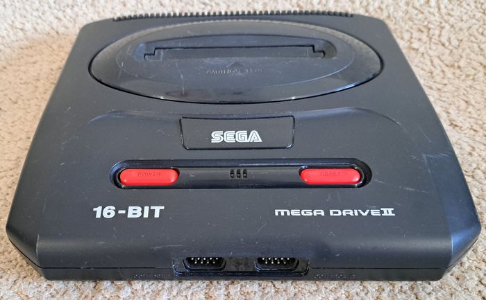 🎮 Console Sega Mega Drive II - Megadrive 2 - MD 2 avec jeu Sonic - photo numéro 2