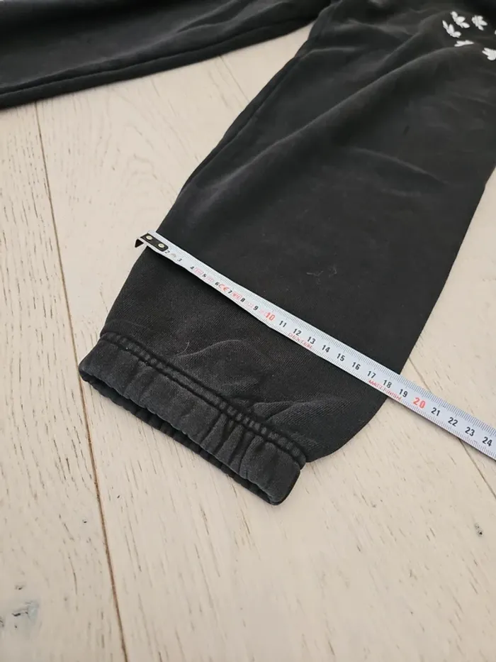 Jogging Adidas taille S - photo numéro 15