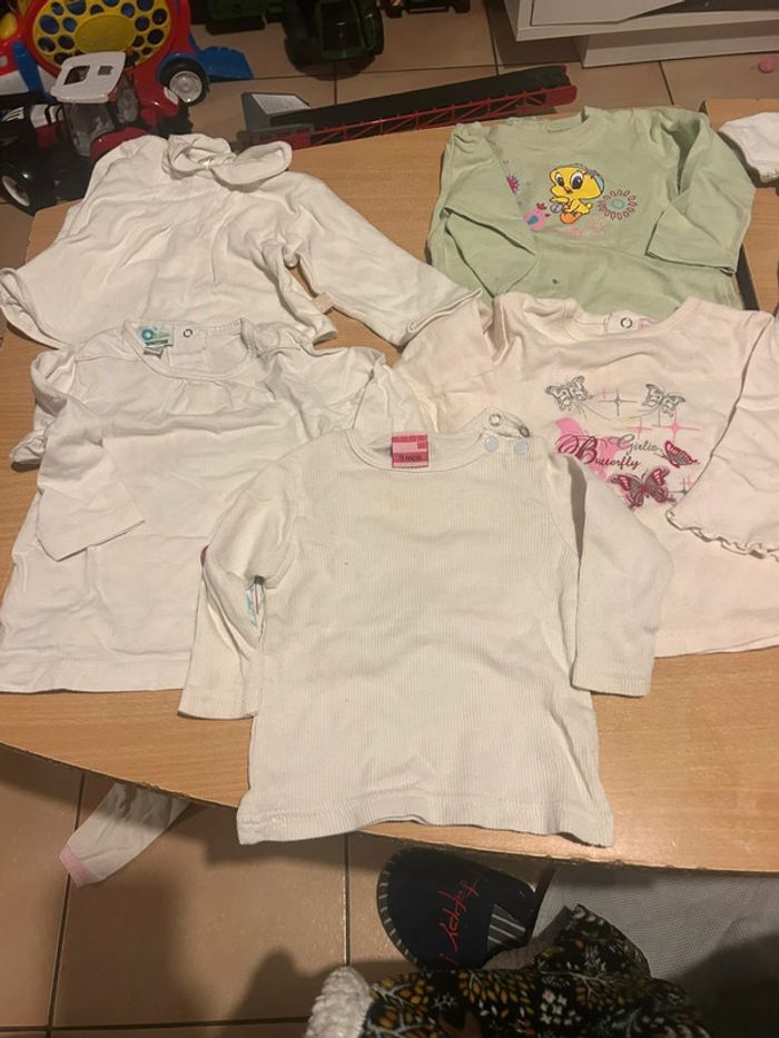 Lot de 28!vêtements taille 9 mois - photo numéro 8
