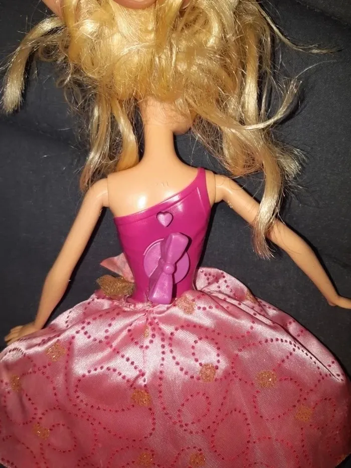Poupée barbie - photo numéro 5