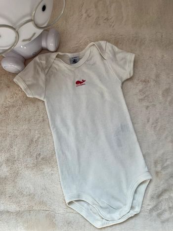body manches courtes motif baleine rouge Petit Bateau - 24 mois