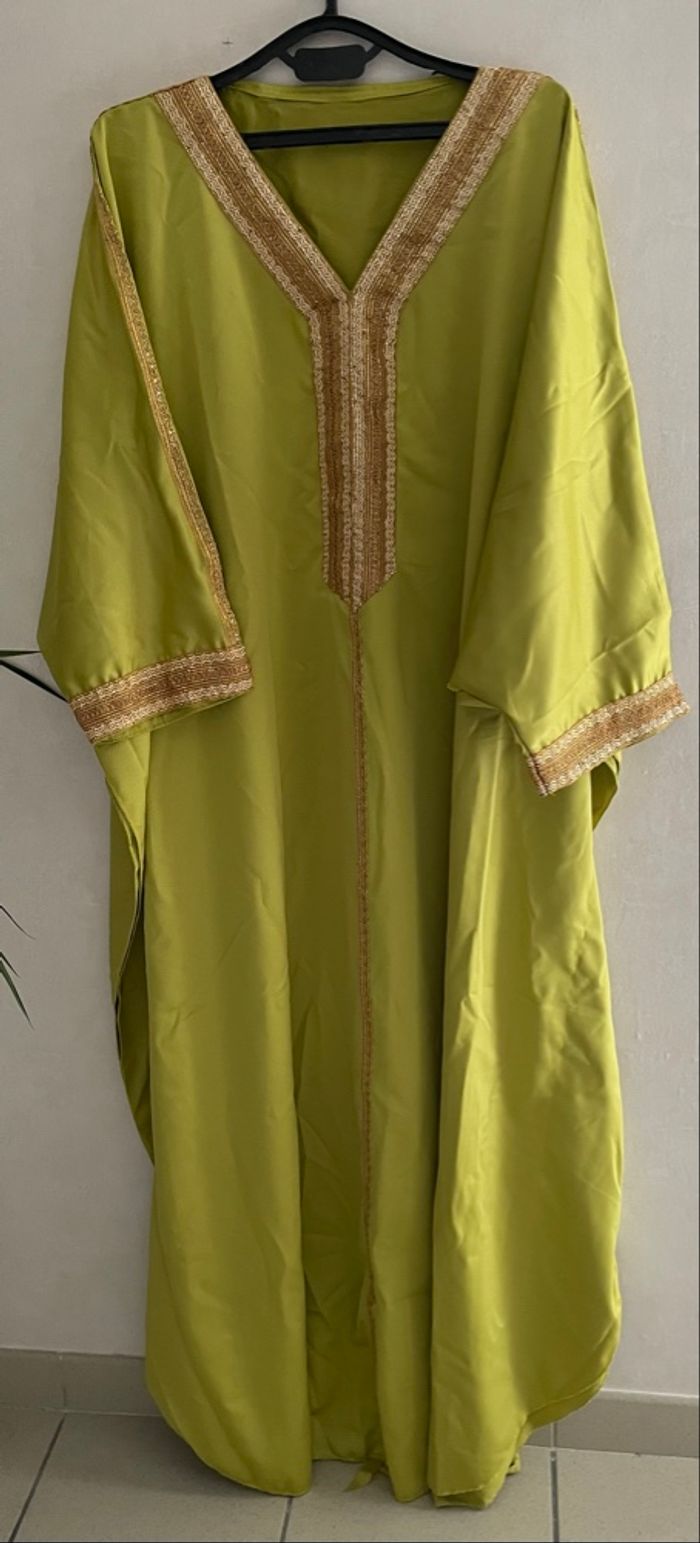 caftan/abaya Ample et Fluide Convient à Toutes Les Morphologies vert anis - photo numéro 9