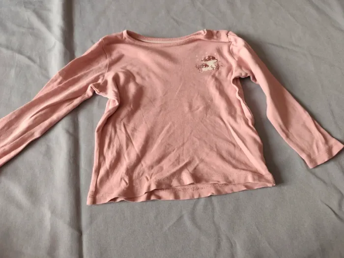 Lot t-shirts 2 ans - photo numéro 3