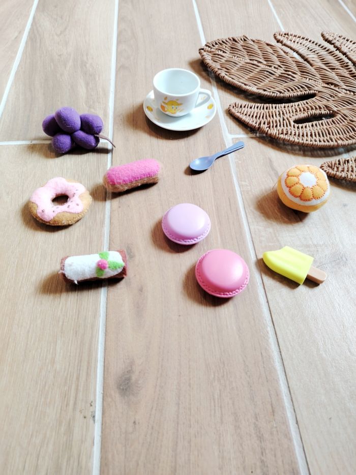 🫖Dinette Lot l'heure du thé tasses Titi avec pâtisseries tissu-peluche et plastique