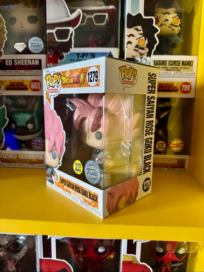 Funko Pop! Animation 1279 - Dragon Ball Super - Super Saiyan Rosé Goku Black - Glows In The Dark - Funko Special Edition - photo numéro 2