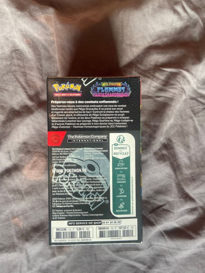 Demi display flammes fantasmagoriques Pokémon - photo numéro 2