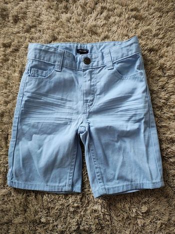 Bermuda taille 4 ans