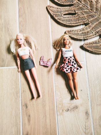 💕Lot de 2 Poupées Steffi et Barbie shopping - marque Mattel (MMS)
