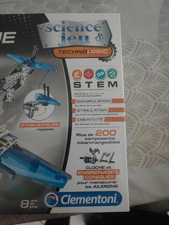 Jeu de construction avions et hélicoptères Clementoni neuf - photo numéro 3