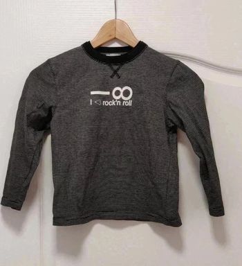 T-shirt ml rayé noir et blanc Cyrillus 6 ans